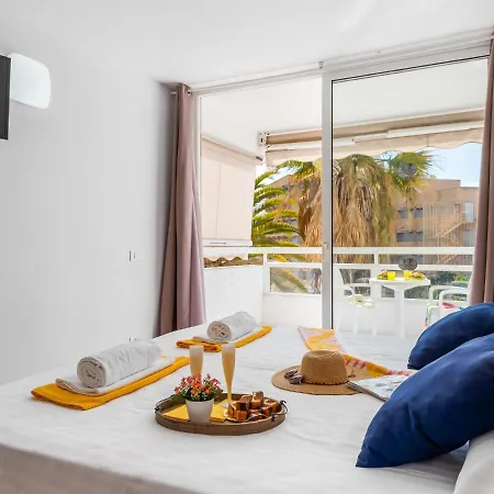 Apartment 302 Modern, Light, Comfortable With Swimming Pool Playa de las Américas