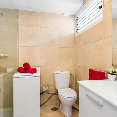 302 Modern, Light, Comfortable With Swimming Pool * Playa de las Américas