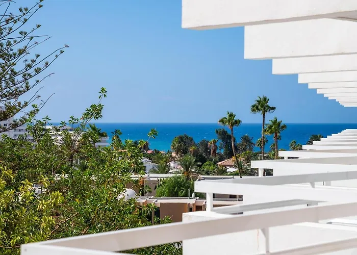 아파트 302 Modern, Light, Comfortable With Swimming Pool