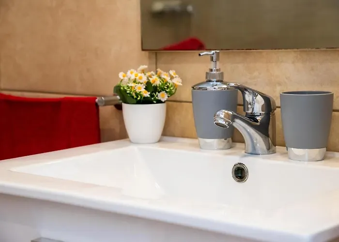 Apartment 302 Modern, Light, Comfortable With Swimming Pool *