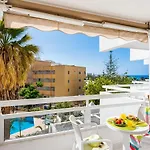 302 Modern, Light, Comfortable With Swimming Pool Apartment Playa de las Americas (Tenerife)